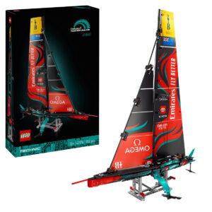 Emirates Team New Zealand AC75 Yacht 42174