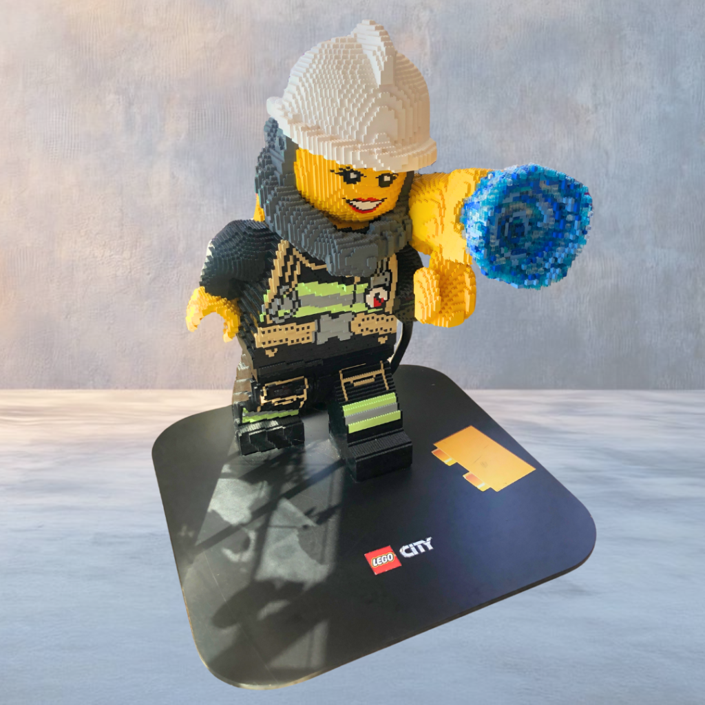 Hyra LEGO Modell City Brandman 1.5 m