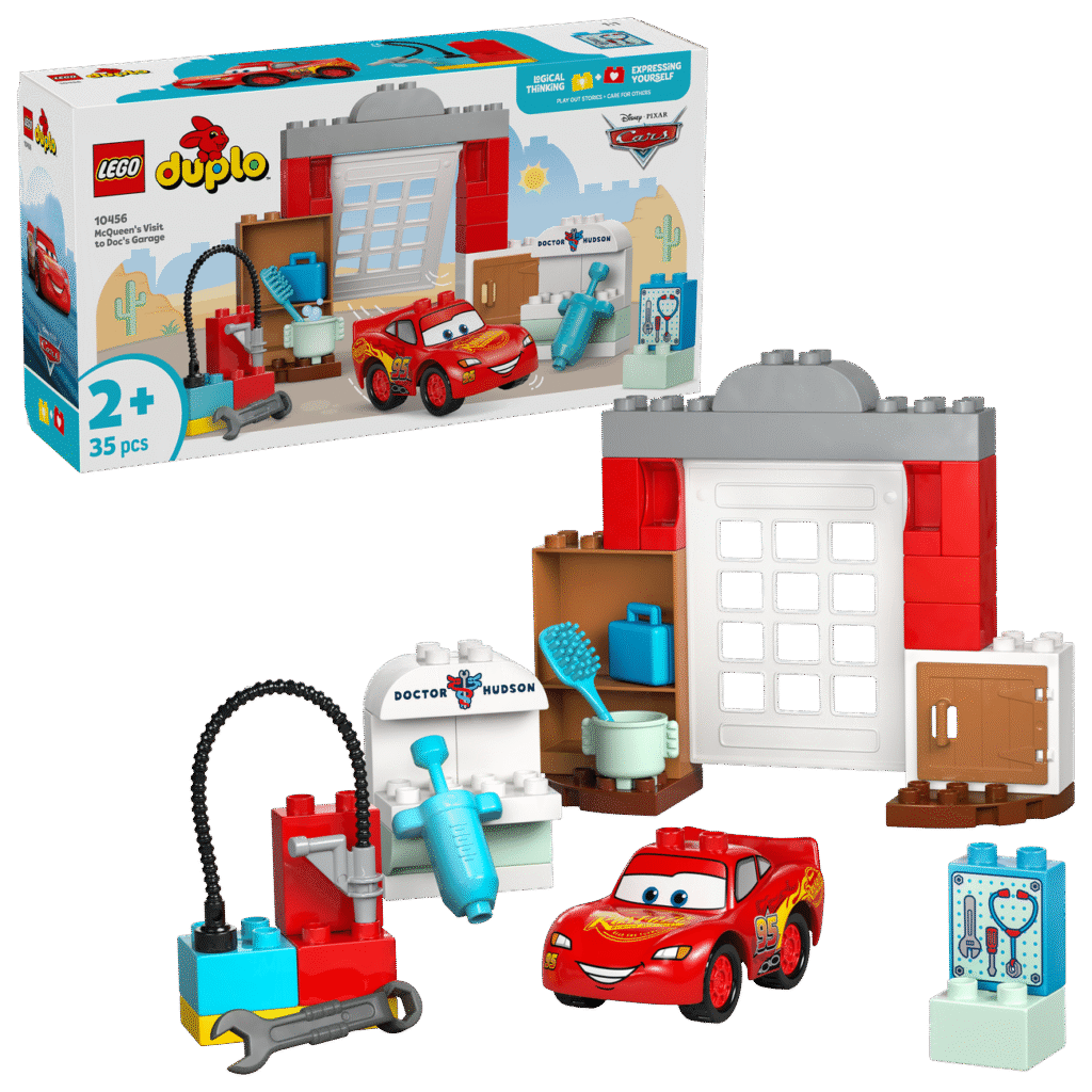 LEGO McQueens besök i Docs garage 10456